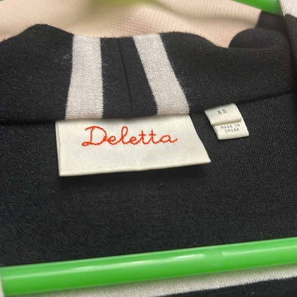 Top - Picture 8 of 8